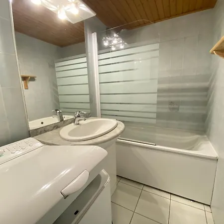 Holiday home Maison Type 2 Avec Piscine Chauffee, Tennis Et Proximite Bord De A - Fr-1-231-306 *