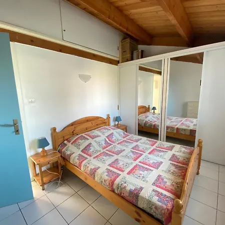 Maison Type 2 Avec Piscine Chauffee, Tennis Et Proximite Bord De A - Fr-1-231-306 *