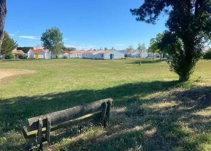 Maison Type 2 Avec Piscine Chauffee, Tennis Et Proximite Bord De A - Fr-1-231-306 * 布雷蒂诺斯梅尔